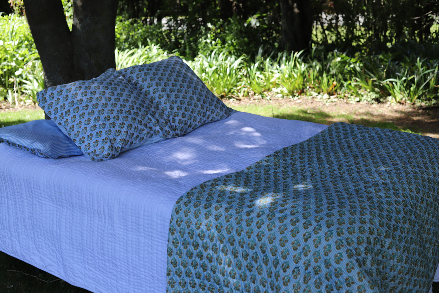 Bloom & Stripe Quilt